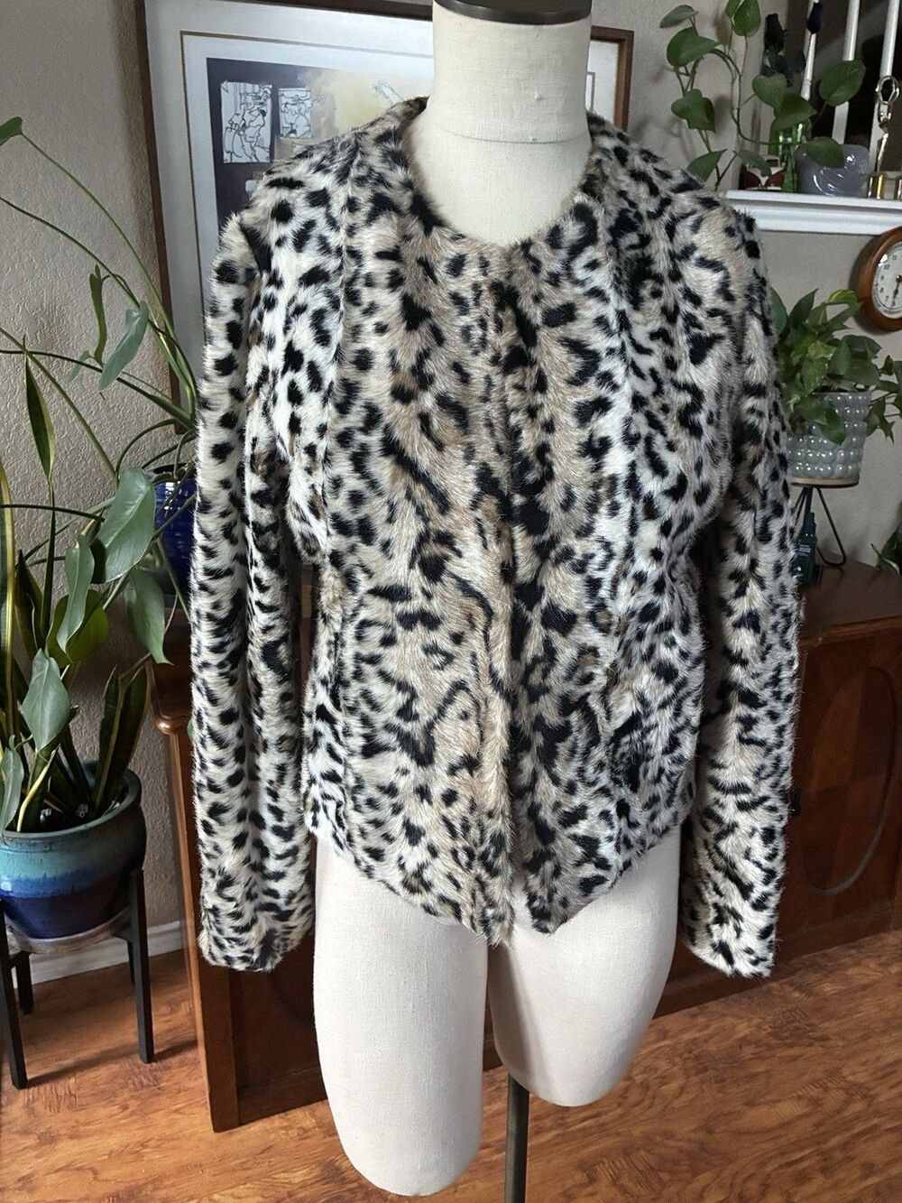 Express Faux Fur Cropped Blazer Jacket Cheetah Leopard Print Small